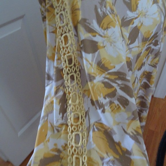 Women's XL Yelow/Tan Tunic Top NWT - Picture 3 of 9